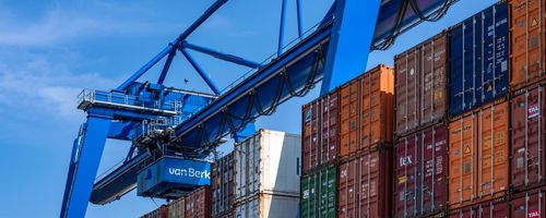 Congested Ports could mean Christmas Delays