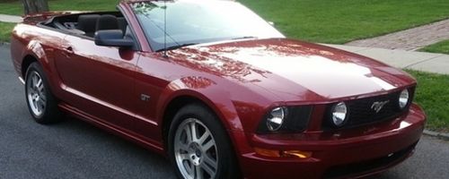 Classic car lover receives his 2005 Ford Mustang GT Deluxe!