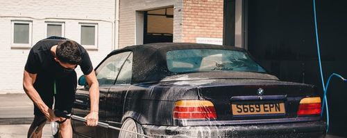 How to Clean your Car using Everyday Ingredients